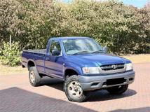 2004 Toyota Hilux