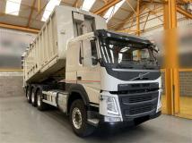 2017 Volvo Volvo Others