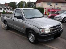 2004 Toyota Hilux