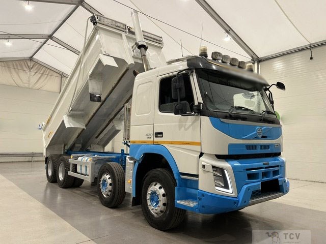 2017 Volvo Volvo Others