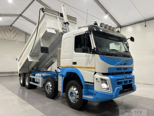 2015 Volvo Volvo Others