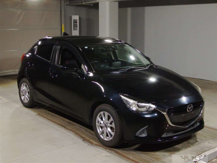 2016 Mazda Demio