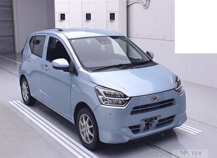 2017 Daihatsu Mira Es
