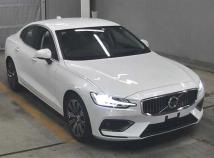 2020 Volvo S40