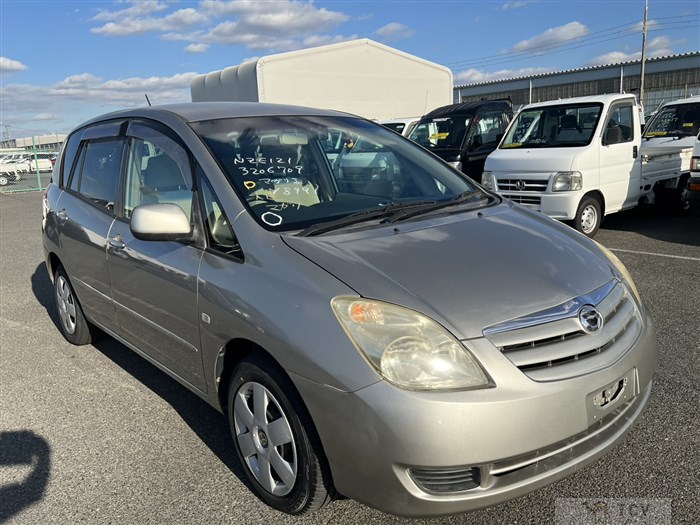 2003 Toyota Corolla Spacio