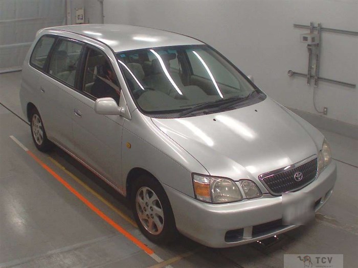 2001 Toyota Gaia