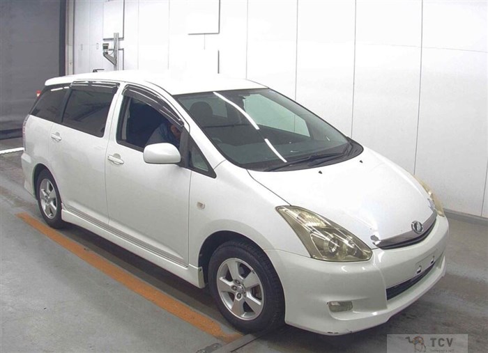 2005 Toyota Wish