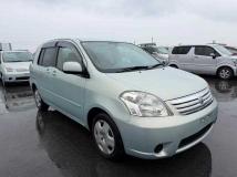 2003 Toyota Raum
