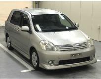 2005 Toyota Raum