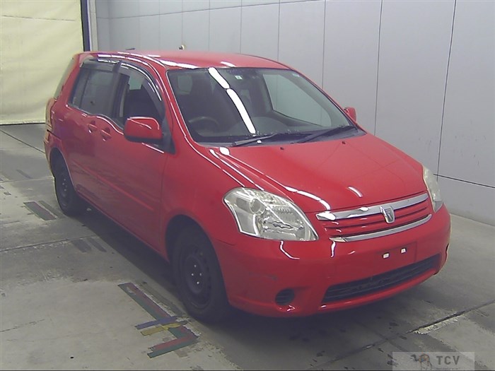 2005 Toyota Raum