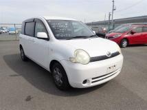 2006 Toyota Sienta