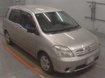2005 Toyota Raum