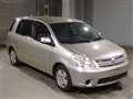 2005 Toyota Raum
