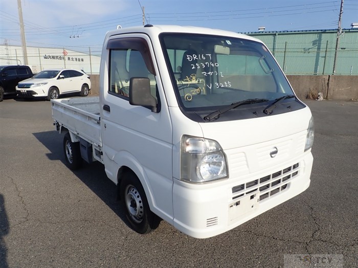 2017 Nissan NT100Clipper