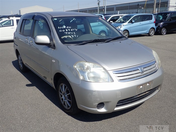 2006 Toyota Raum