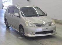 2004 Toyota Raum