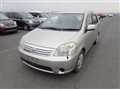 2005 Toyota Raum
