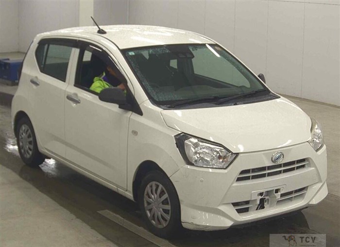 2019 Daihatsu Mira Es