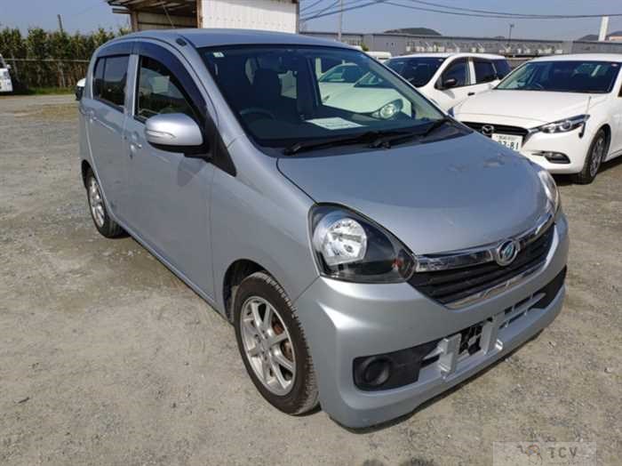 2017 Daihatsu Mira Es