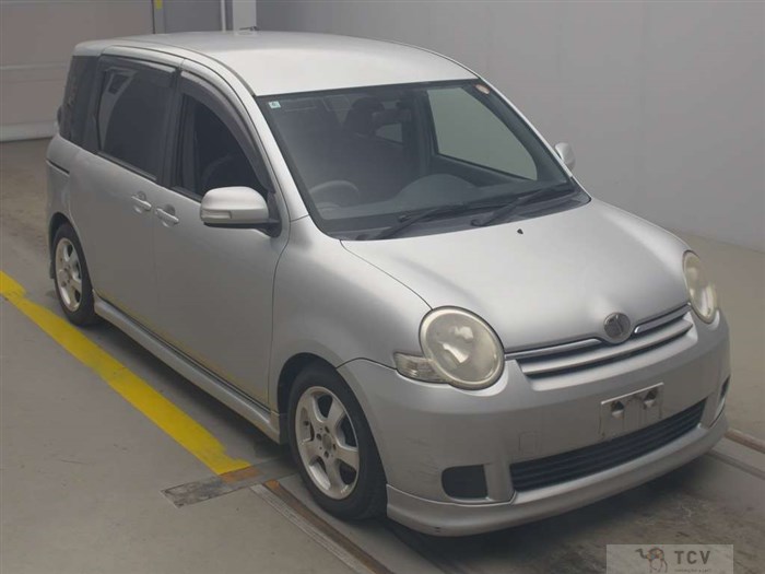 2010 Toyota Sienta