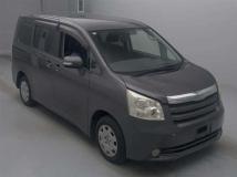 2009 Toyota Noah