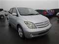 2005 Toyota IST