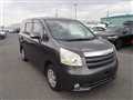 2009 Toyota Noah