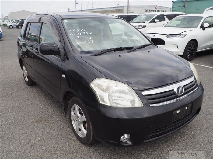 2009 Toyota Raum