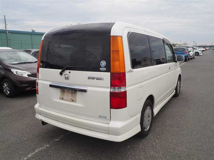 Honda Step Wgn 2001 photo 5