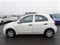 2016 Nissan March