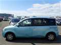 2005 Toyota Sienta