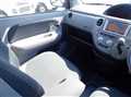 2005 Toyota Sienta