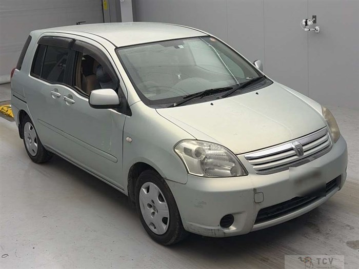 2006 Toyota Raum