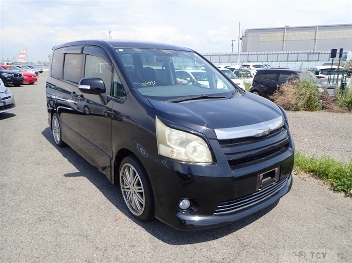 2008 Toyota Noah