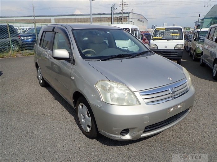 2006 Toyota Raum