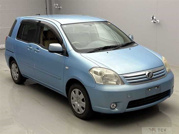 2010 Toyota Raum