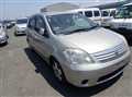 2005 Toyota Raum