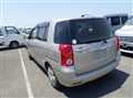 2005 Toyota Raum