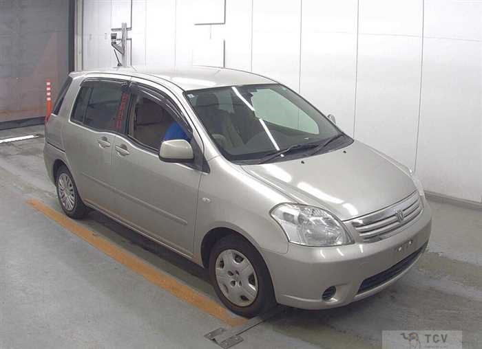 2005 Toyota Raum