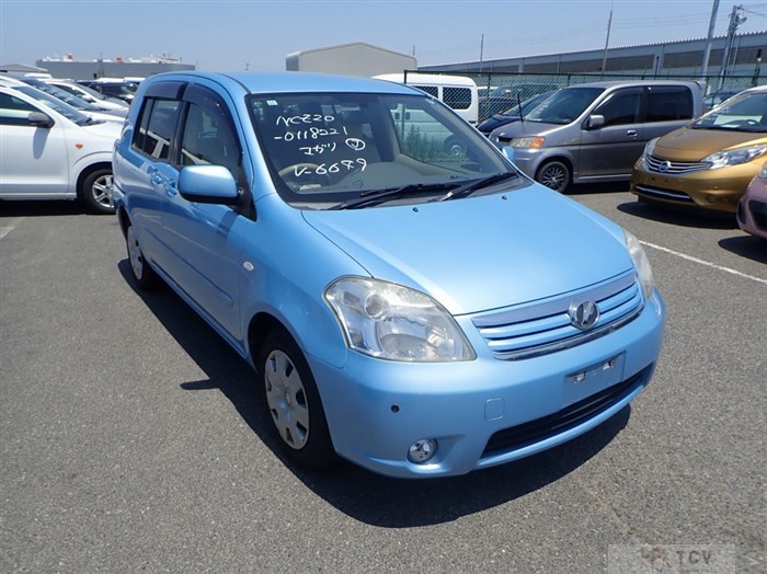 2009 Toyota Raum