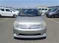 2005 Toyota Raum