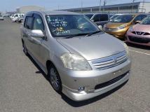 2005 Toyota Raum