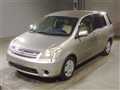 2003 Toyota Raum