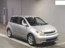 2003 Toyota IST