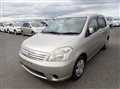 2005 Toyota Raum