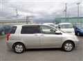 2005 Toyota Raum