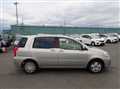 2005 Toyota Raum