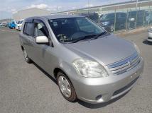 2005 Toyota Raum