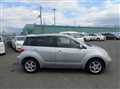 2003 Toyota IST
