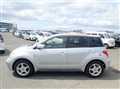 2003 Toyota IST